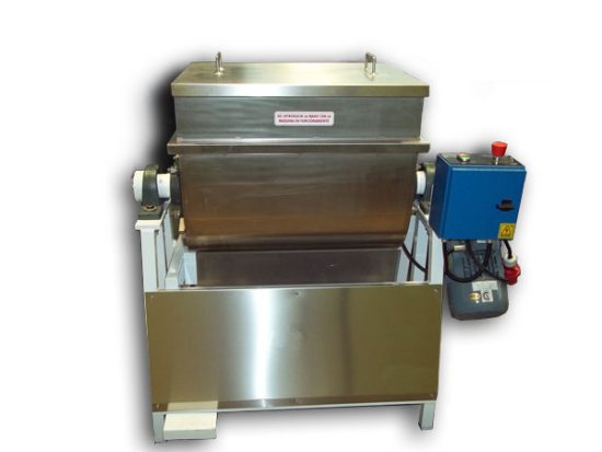Maquina para fabricar de empanadas modelo MV70 Empatec